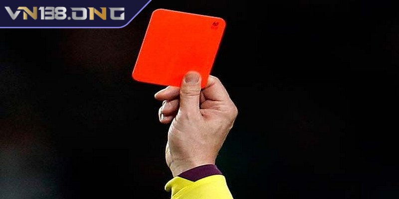 Dựa vào số thẻ mà mỗi đội bóng nhận được sẽ tính ra số điểm cuối cùng